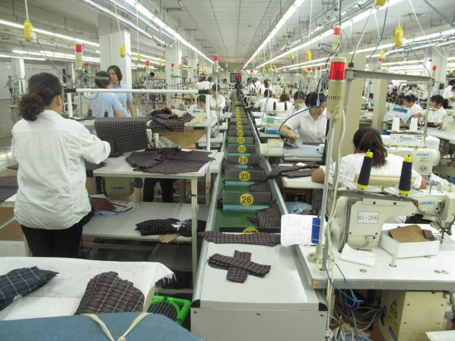 流水線上的代際更迭 為何年輕小伙遠(yuǎn)離工廠，機(jī)械電子行業(yè)面臨新挑戰(zhàn)